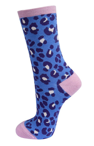 Leopard Print Bamboo Socks in two tone Blue / Baby Pink