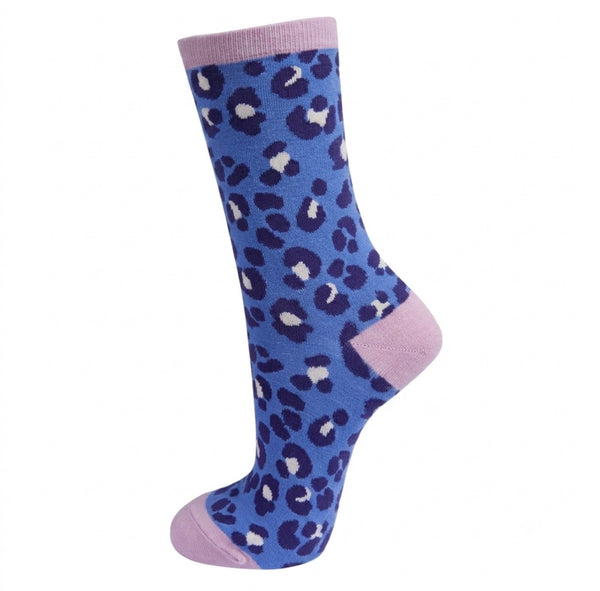 Leopard Print Bamboo Socks in two tone Blue / Baby Pink