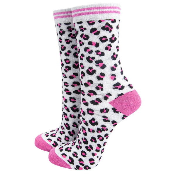 Leopard Print Combed Cotton Glitter Socks in White/Pink